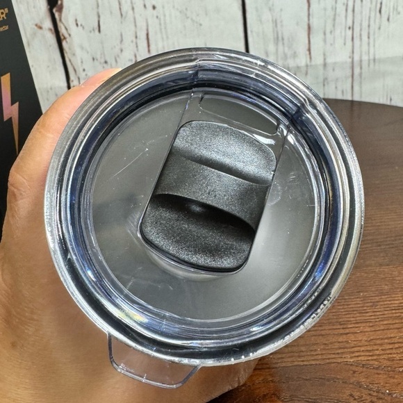 Everyday Dose 16 oz double walled stainless steel vacuum insulated Black tumbler - Picture 7 of 13